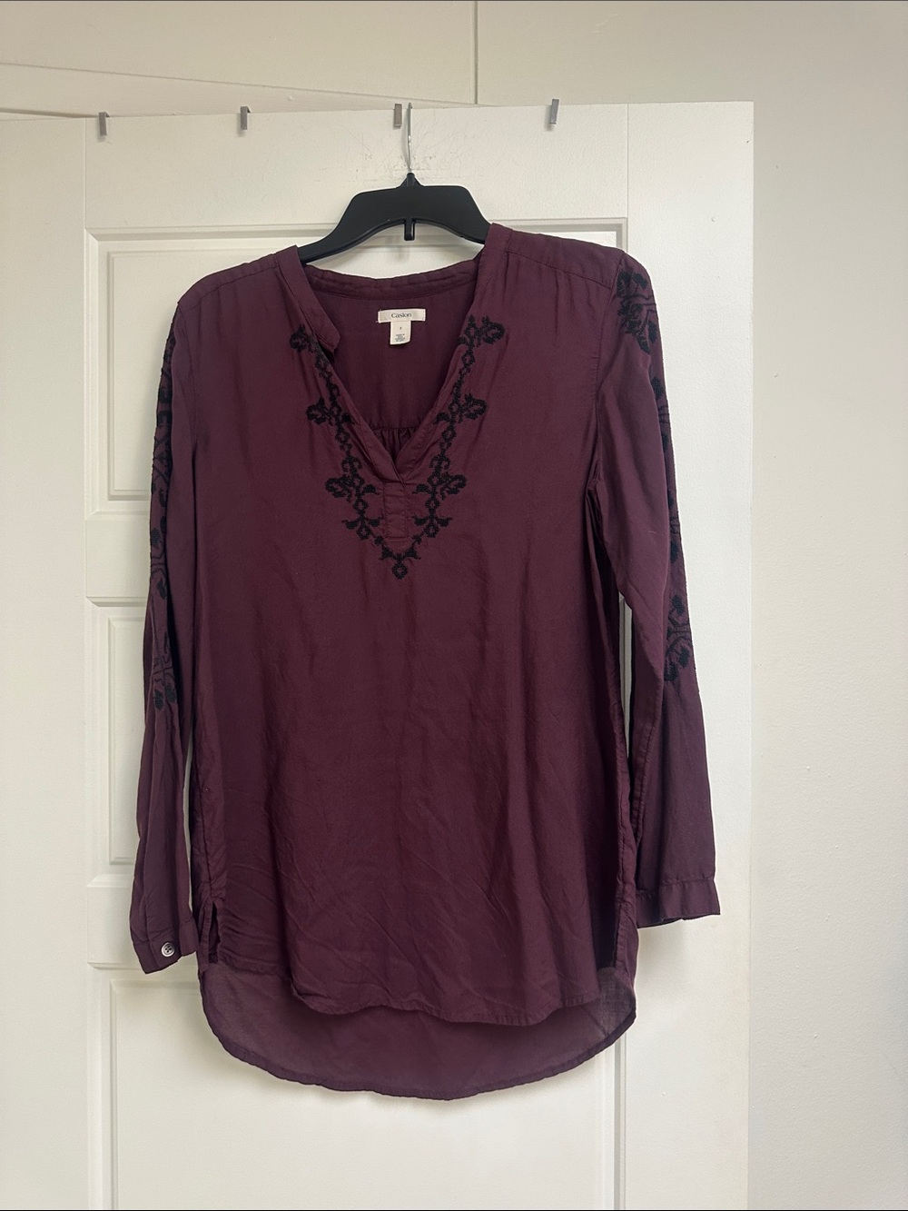 Caslon Plum V-Neck Tunic with Black Embroidery